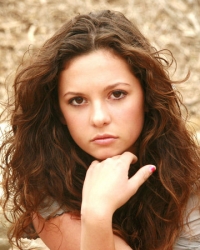 Photos de Mackenzie Rosman - Photoshoot  Donna Salmont - 0